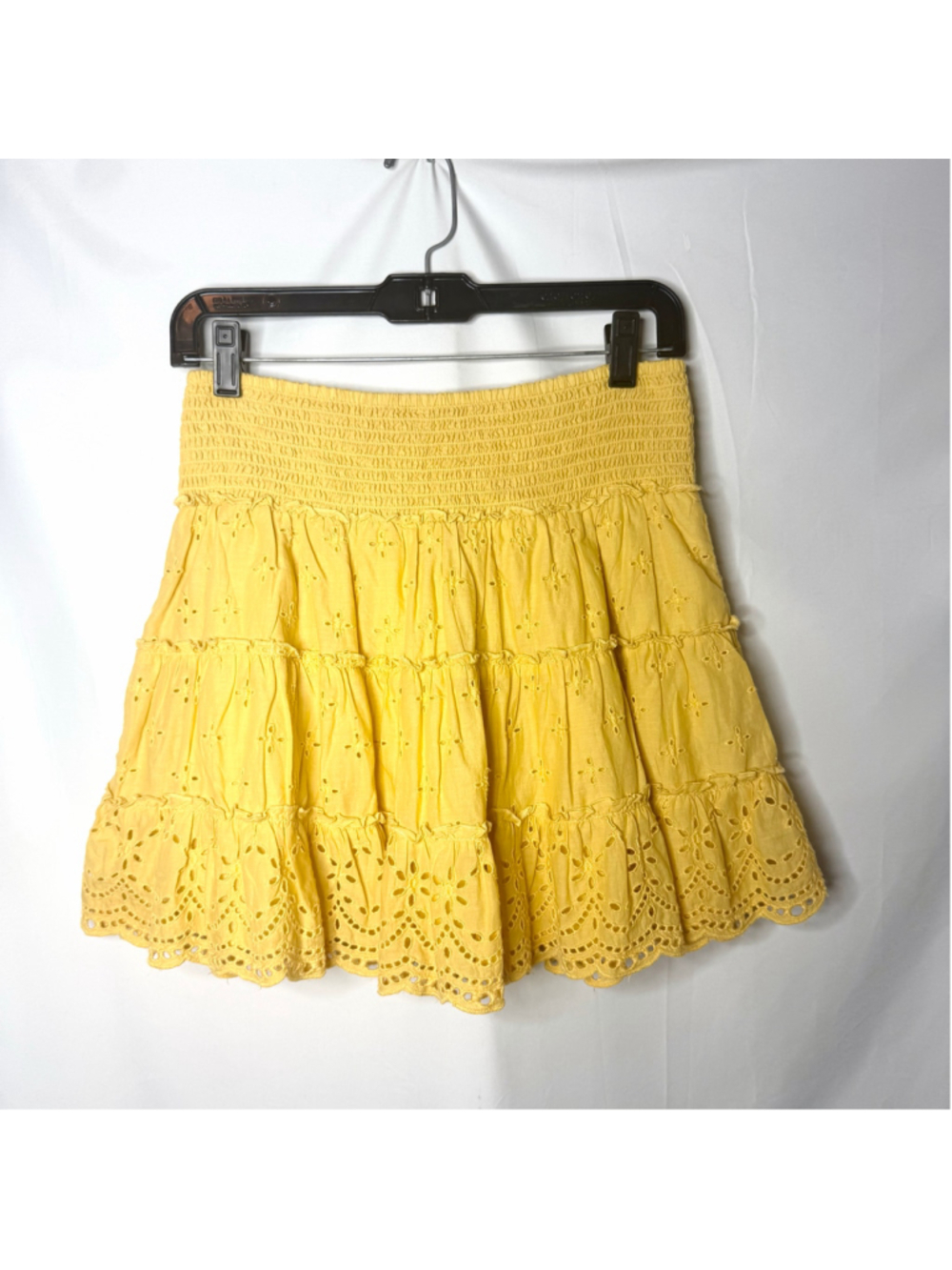 American Eagle Yellow Eyelet Tiered Mini Skirt Size Small NEW with tags